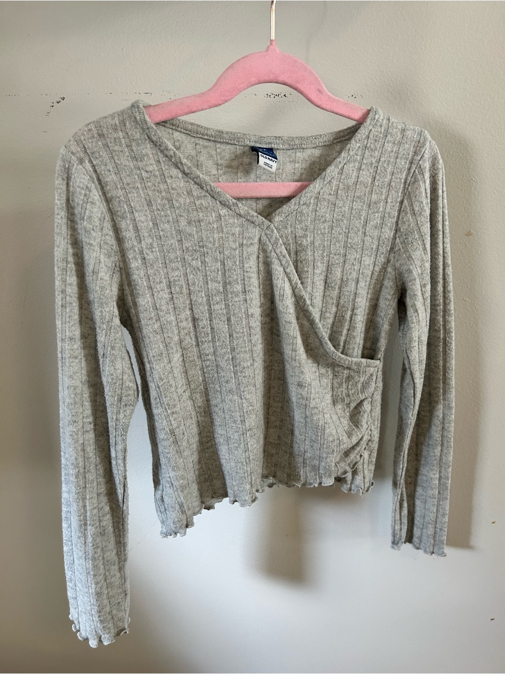 Old Navy Girls - Light Gray Ribbed V-Neck Long Sleeve Top